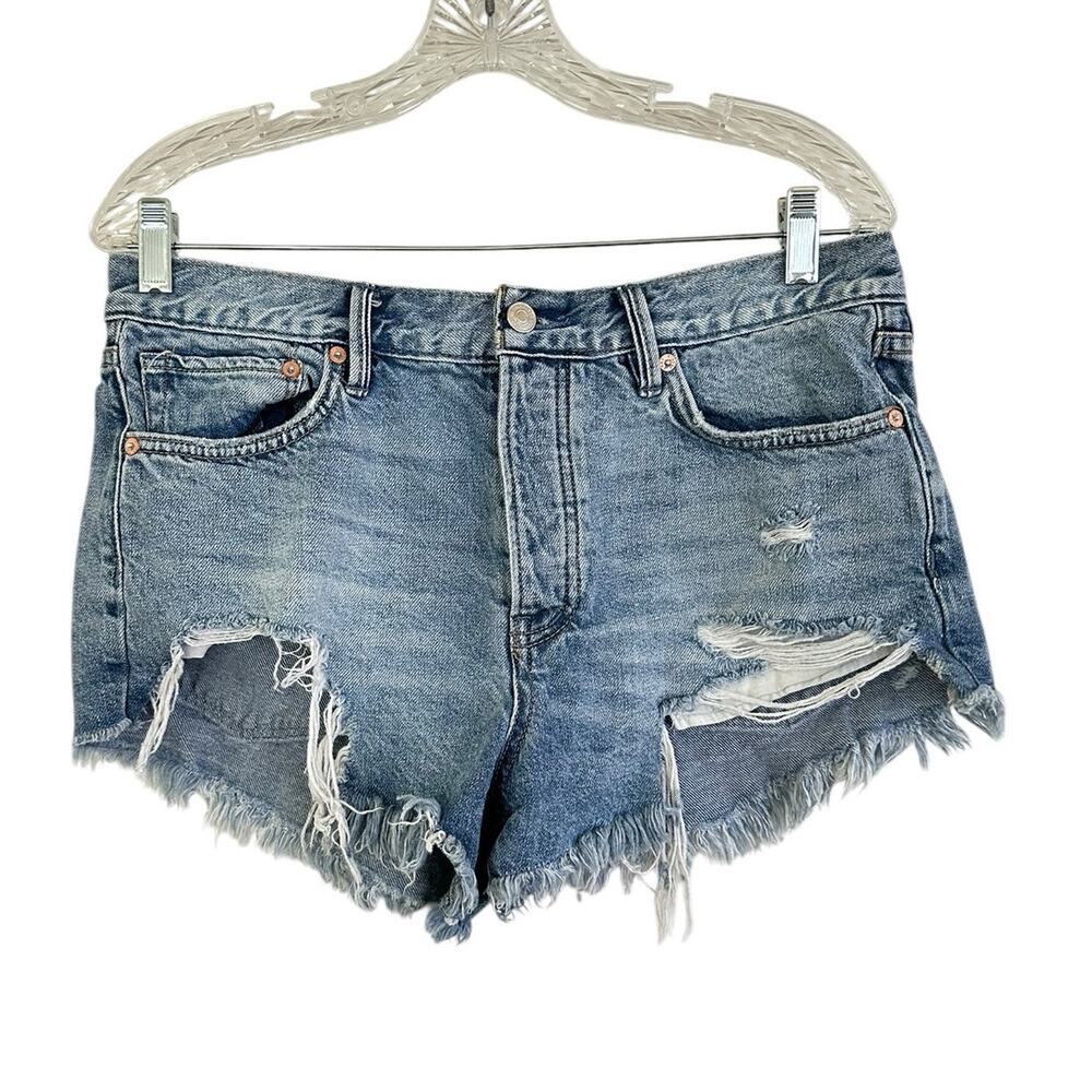 We The Free collection by Free People distress Jean shorts size 28
